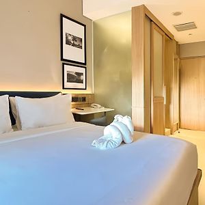 HARRIS Room